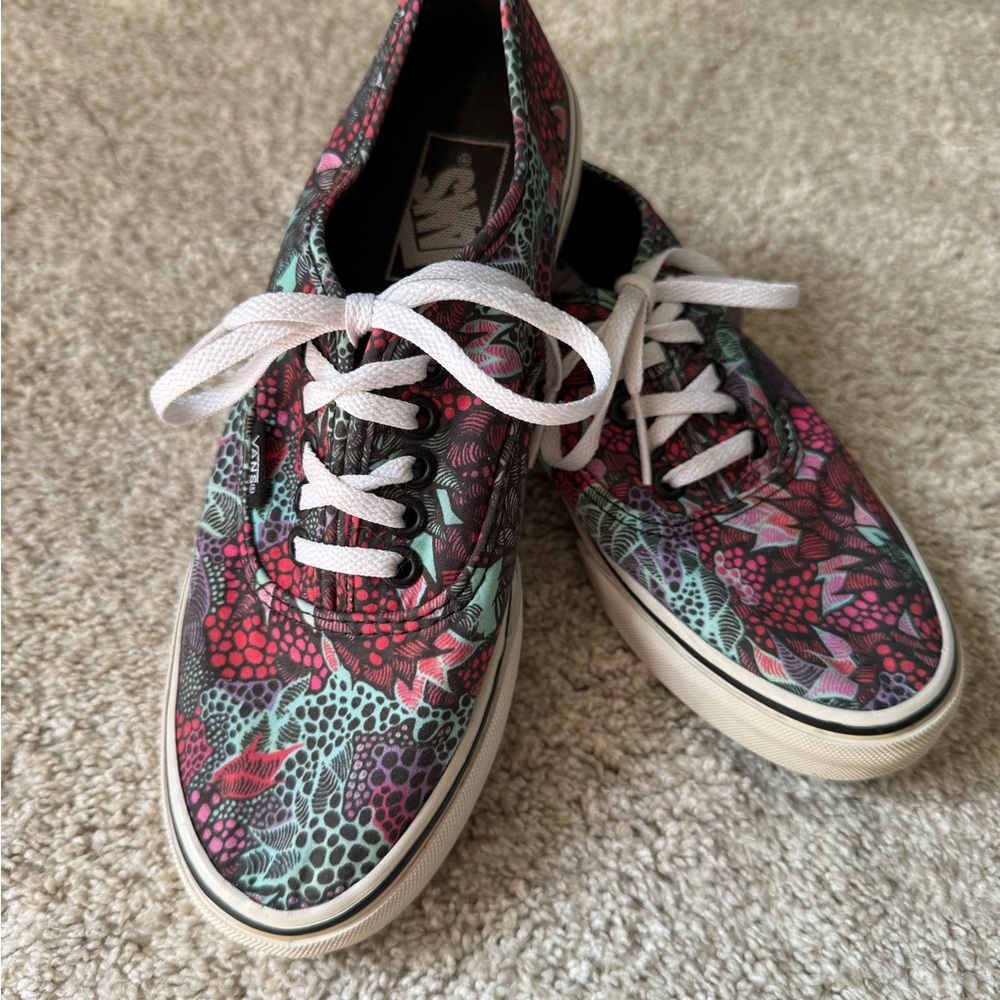 New Rare Vintage VANS Off The Wall Old Skool Tropical Floral Skate Sneaker